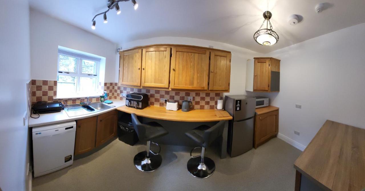 Crew'S Apartment Дангарван Экстерьер фото