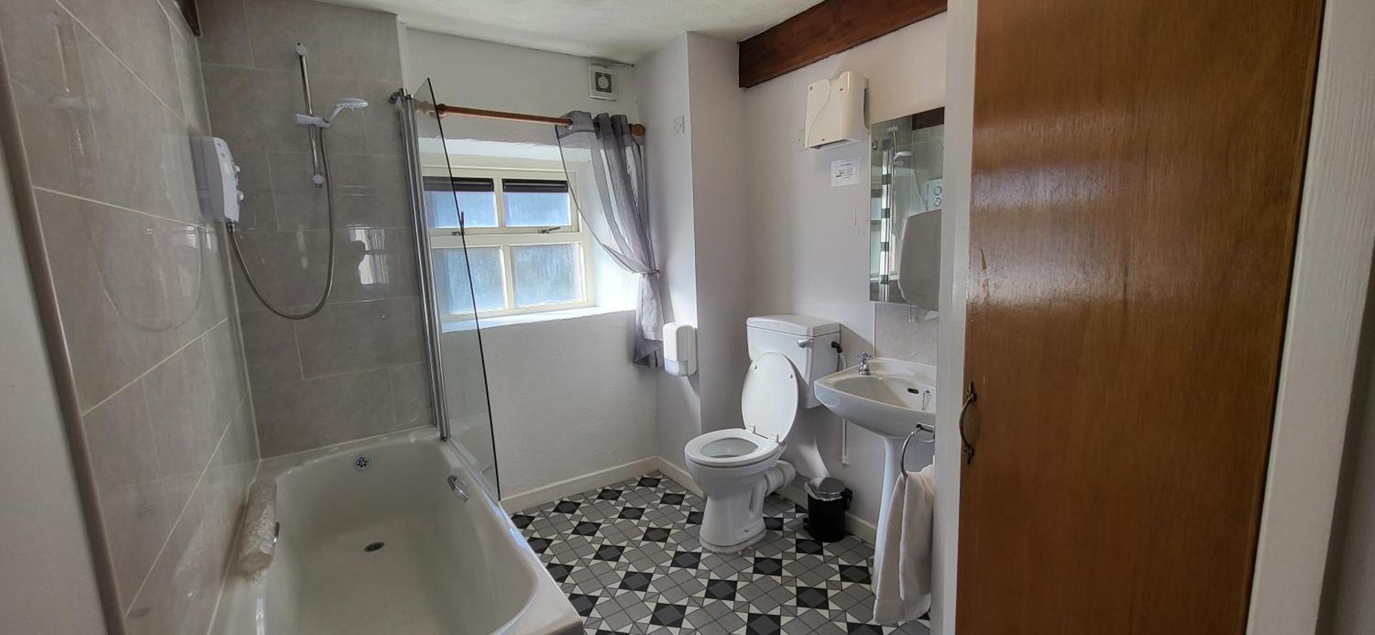Crew'S Apartment Дангарван Экстерьер фото